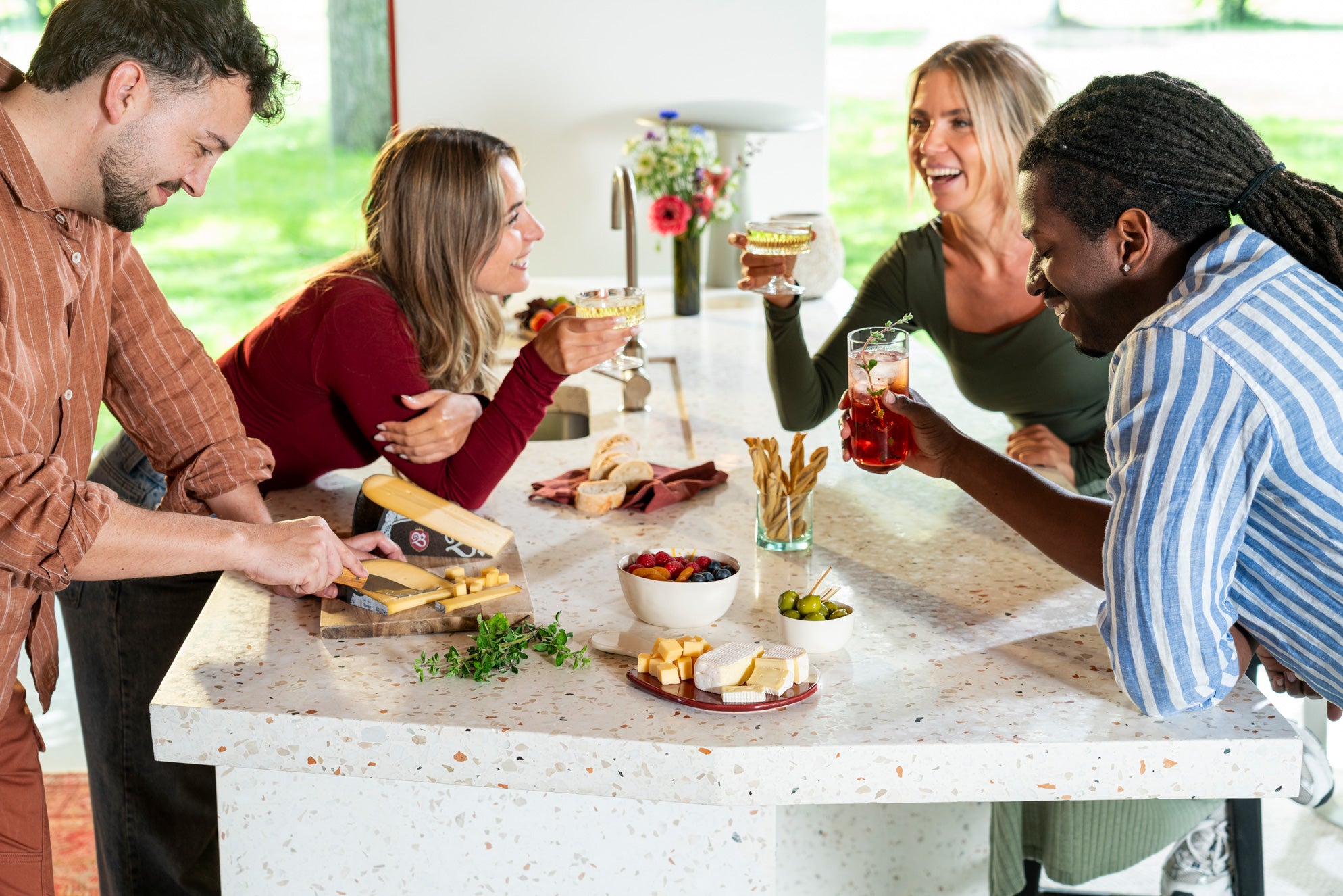 Til je aperitiefmoment naar een hoger niveau met onze unieke set voor Brugge Kaas.